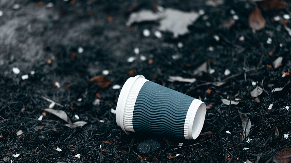 每秒676杯的代价：世界地球日新茶饮行业“塑”缚待解